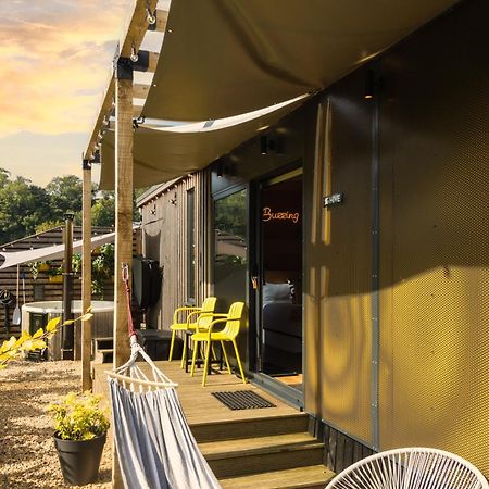 The Hive - Unique Hot Tub Cabin In Millport Exterior photo